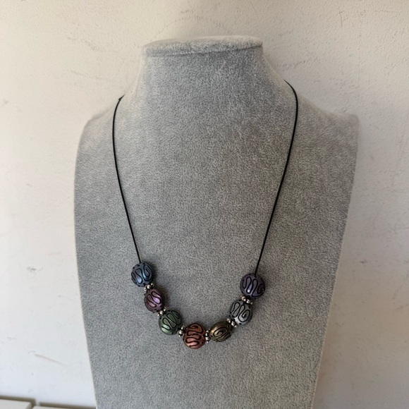 Hand Crafted Silver Metallic Cetamic Beaded Boho Leather Cord Necklace N… - Picture 4 of 13